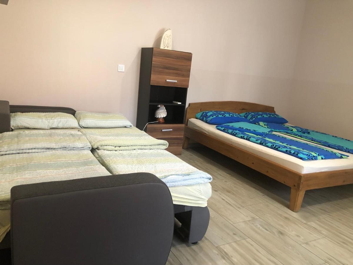 Eddy Apartman 埃格尔 外观 照片