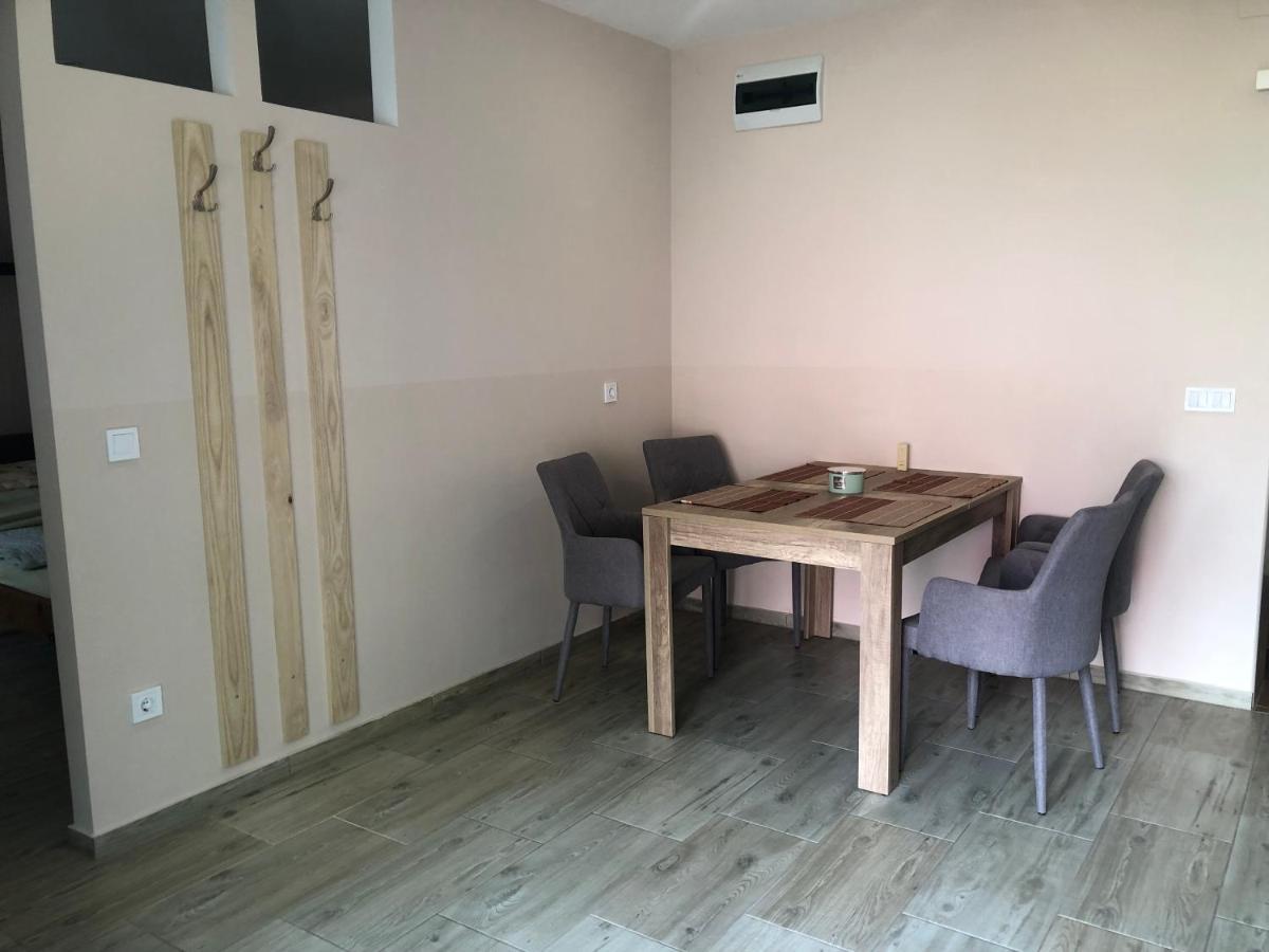 Eddy Apartman 埃格尔 外观 照片